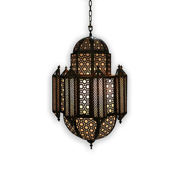 ثريا نحاسية عربية تقليدية: قطعة إضاءة فريدة من نوعها تضيف لمسة من الشرق الأوسط إلى منزلك