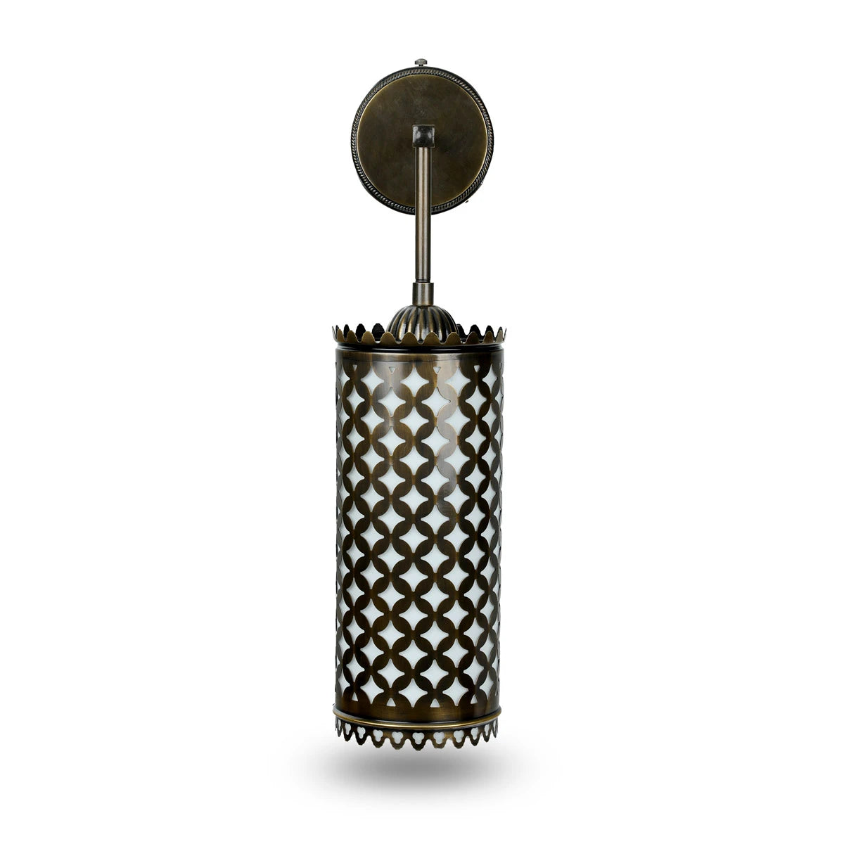Open Cut Work Wall Bracket Lamp Made of Brass With Seamless Quilt Star Pattern